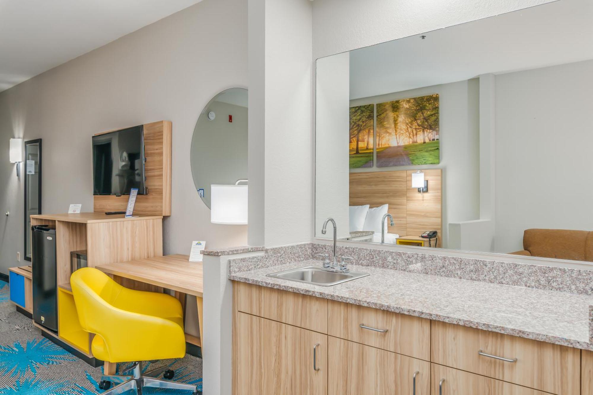 Days Inn & Suites By Wyndham Prattville-Montgomery Luaran gambar